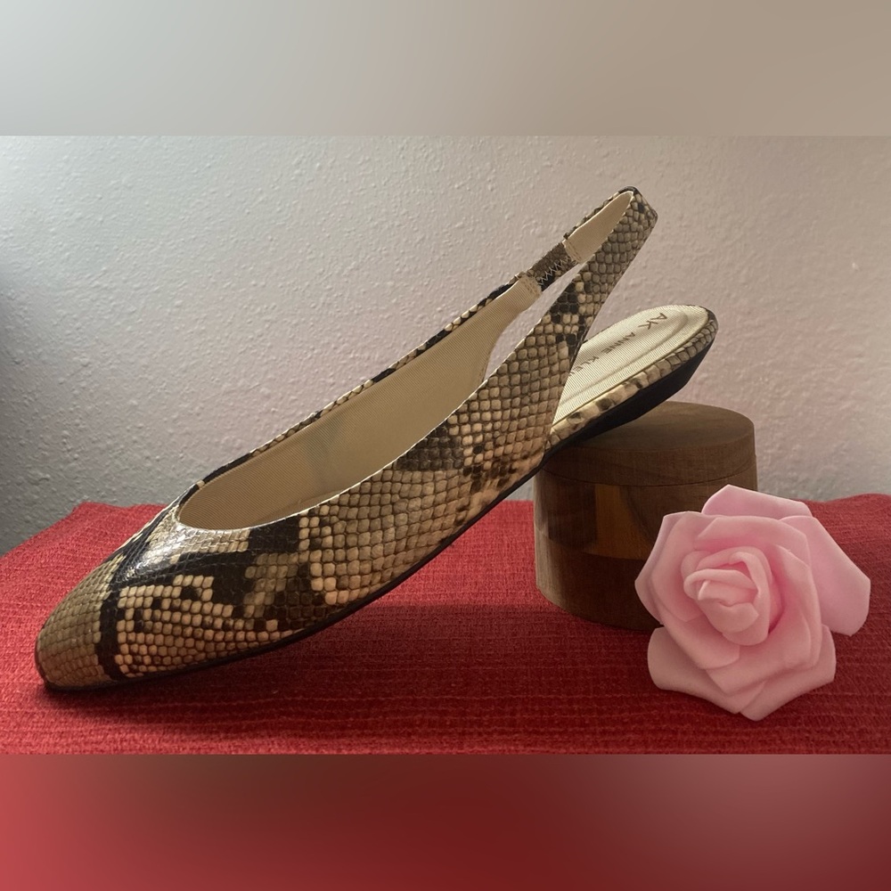 NWT…ANN KLEIN WOMENS SNAKESKIN SLINGBACK FLATS - Picture 14 of 16